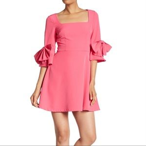 NWT Alexia Admor Bow Sleeve Fit & Flare Dress Pink